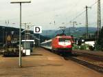 112 108-6 mit IR Bremerhaven-Frankfurt auf Bahnhof Finnentrop am 18-07-1996. Bild und scan: Date Jan de Vries.
