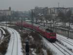 112 182 mit Doppelstockzug fhrt in Berlin Gesundbrunnen ein. 15.12.2012