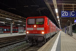 Der letzte RE 3 (RE 3321) des Tages von Stralsund beendet seine Fahrt bereits auf dem Bahnhof Pasewalk und nicht in Elsterwerda.