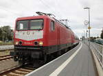 WFL 112 024-5 stand am Nachmittag des 03.10.2024 mit dem Cruise-Train von Warnemünde nach Wustermark in Warnemünde.