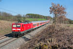 114 027 schiebt den 19911 von Stuttgart Hbf nach Nürnberg Hbf bei Ansbach, 29.03.2019