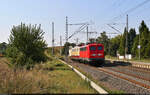 115 114-1 (110 114-6 | E 10 114) und 103 001-4 (E 03 001) werden von Koblenz nach Dessau gebracht und passieren dabei die Blockstelle Zscherben.
Die beiden Oldtimer wurden im Ausbesserungswerk Dessau präsentiert. Dieses veranstaltete am 31. August einen Tag der offenen Tür – setzt es doch schon seit 95 Jahren E-Loks instand.

🧰 DB Museum Nürnberg, Standort Koblenz-Lützel (Deutsche Bahn Stiftung gGmbH)
🕓 28.8.2024 | 16:23 Uhr