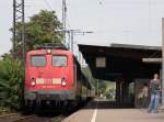 115 205-7 mit dem IC-Pendel Hamm-Bonn bei der Durchfahrt in Kln West, am Zugschluss lief kalt die 115 332-9 mit, 12.8.10