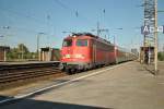 115 383-2 zieht am 3. Oktober 2010 einen CNL aus Richtung Niederlande in den Oberhausener Hbf.