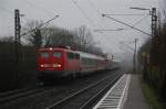 115 198-4 durchfuhr bei grottigem Wetter am 04.01.2013 mit PbZ-D 2491 von Berlin-Rummelsburg nach Dortmund den Bahnhof Rinkerode in Richtung Hamm, im Schlepp war 110 489-2.