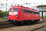 Bei gestrigen Sommerfest 2016 (18.06.2016) im DB Museum in Koblenz-Lützel, zeigte sich die 110 152-6 (91 80 6115 152-1 D-DB) in ihrem neueu Orientrotem Farbkleid. Hier befindet sich die gelungene Lok auf der Fahrzeugparade.