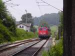 Am 4.8.04 kehrt 139 313 nach absolviertem Schubdienst auf der Gterzug-Strecke Aachen West-Montzen nach Aachen West zurck.