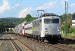 139 558 von Railadventure überführt am 19. Mai 2014 einen CFL-Kiss durch Kronach in Richtung Lichtenfels.