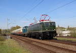 E40 128 zog am morgen des 18.4.18 eine V100 West und 3 Reisezugwagen aus Koblenz-Lützel nach Wustermark durch Wuppertal-Sonnborn