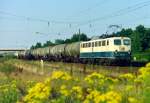 140 239 mit Gterzug Richtung Bremen am 27.07.2001 in Scheeel