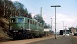 Als Lz durchfährt 140 227-0 im April 1976 den Bahnhof Stolberg (Rheinland)