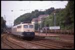 140085 fährt am 10.8.1989 um 17.10 Uhr mit dem N 7327 nach Osterburken aus.