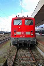 Frontansicht von der DB Schenker/DB Fernverkehr 140 585-1 am 24.01.2014 abgestellt in Basel Bad Bf und wartet darauf am Abend den Pbz 2458 nach Karlsruhe zu bespannen.