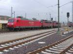 145 053-5 mit 140 814-5 und 155 059-9 im Bahnhof von Wismar.