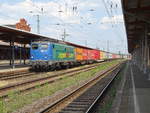 Am 09.06.2018 kam die 140 838 mit einem Containerzug aus Richtung Magdeburg nach Stendal und fuhr weiter in Richtung Uelzen.