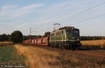 140 184-3 ELV mit leeren STVA-Autotransportwagen bei Rohrsen (Nienburg) am 25.09.2016