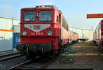 242 255 (142 255-9 | E42 255) des DB Museum Nürnberg, betreut durch die Traditionsgemeinschaft Bw Halle P e.V., steht anlässlich des Sommerfests des DB Museums Halle (Saale) unter dem Motto