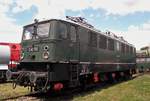 E 42 151 (242 151-9) war am 29.05.11 beim TEV Weimar zu sehen.