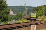 Lok 68 der DP (142 130-4) auf der kurvenreichen Strecke zwischen Erpel und Linz am Rhein.