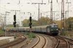 E 42 151 mit einem Sonderzug am 26.10.2012 in Essen Hbf.