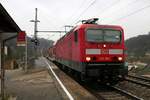 143 884 der S-Bahn Dresden (DB Regio Südost) als S 31733 (S1) von Meißen Triebischtal nach Schöna erreicht den Hp Obervogelgesang auf der Bahnstrecke