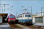 Während die DB 111 038-6 ihren Nahverkehrszug nach Stuttgart schieben wird, hat die am Bahnsteig 4 in Singen (Hohentwiel) eingetroffen 143 906-8 mit ihrem Schwarzwald Regionalzug ihr Ziel