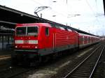 143 601-3 schiebt die S2 von Essen nach Dortmund aus dem Wanne Eickeler Hbf.(14.01.2008)