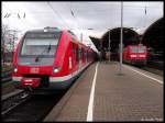 S-Bahn Treffen, Alt vs. Neu.
Links im Bild 422 065 der als einer von zwei 422ern als Doppeltraktion fr dien S8 eingesetzt wird.
Rechts im Bild ein X-Wagen Park mit der 143 259 als Zuglok der spter bis Hagen als S5 und dort weiter nach Dortmund als S8 verkehrte.
03.04.10 14:10