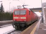Hier 143 889-4 mit einem RE7 von Bad Belzig nach Wnsdorf-Waldstadt, dieser Zug stand am 13.2.2011 in Bad Belzig.