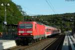Am 10.09.2011 passiert die 143 904-1 mit dem umgeleiteten RE 4937 (Wrzburg-Stuttgart ber Neckarelz) nonstop den Bahnhof Seckach.