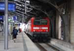 Ein Nachschuss von der 143 967 DB kommt mit der S2 von Dresden-Hbf nach Dresden-Hbf  bei der Einfahrt in Dresden-Neustadt(D).