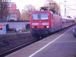 143 229-3 verlsst Elmshorn mit der RB nach Hamburg-Altona.