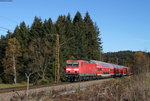 143 972-8 und 143 050-3 mit der RB 17228 (Neustadt(Schwarzw)-Freiburg(Brsg)Hbf) bei Hinterzarten 30.10.16