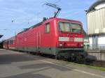 143 932 fuhr mit RB aus Mainz auf Gleis zwei des Koblenzer Hauptbahnhofes ein. 21.04.07
