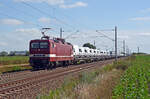 Wegen einer baubedingten Sperrung zwischen Frankfurt(O) und Berlin wurde am 28.08.22 der Crafer-Zug von Delta Rail über Cottbus und Magdeburg umgeleitet. Hier passiert 143 145 Rodleben.