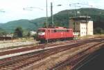 Eine 150 steht vor dem Stellwerk in Geilsingen,um die nchste Schubfahrt abzuwarten.19.8.03.