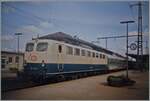 Interessant auch diese Bespannung: Die DB 150 108-9 wartet mit einem RSB (Regional Schnell Bahn -> damalige Bezeichnung für RE) in Aalen auf die Abfahrt mach Stuttgart.

Analogbild vom April 1992