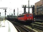 150 025-5 mit einem Gterzug auf Bremen Hauptbahnhof am 16-9-2000. Bild und scan: Date Jan de Vries.