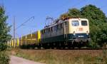 150 033-9 mit einem Postcontainerzug hinter Großgründlach auf dem Weg Richtung Nürnberg | 10.10.1995