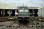 150 066-9 auf der Drehscheibe des Bw Bebra im Oktober 1980. Das Foto entstand vom Bahnsteig aus.