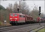 151 041 hat in Plettenberg den 52296 an den Haken genommen und bringt den Zug nach Hagen Gbf. (14.04.2008)