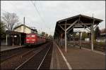 #151 103 (9180 6151 103-6 D-DB) und 151 166 (?) durchfahren mit einem Erzzug von Rotterdam nach Dillingen Bonn-Beuel. (24.10.2009)