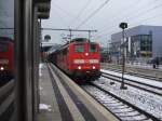In den letzten Tagen sind Loks der Baureihe 151 fters in Bielefeld anzutreffen, wie auch 151 140-1 mit ihrem Gterzug. Aufgenommen am 16.12.2010.