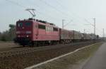 151 144-3 ist mit einem Containerzug am 27.03.2012 bei Wiesental