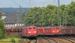Zu einem Treffen der besonderen Art kam es am 4. August 2012 in Koblenz-Ltzel: Eine Doppeltraktion aus 151 076-6 und einer weiteren 151 trifft auf die 151 151-8, die das Ende eines Lokzuges bildete.