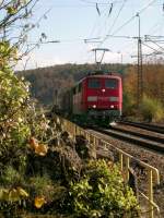 151 149-2 durchfhrt mit ihrem Gterzug am 06.10.2007 den schon herbstlichen Eichsttt Bahnhof und strebt Richtung Treuchtlingen.