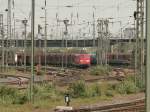 Blick auf den Güterbahnhof von Neuss, wo sich 151 059-3 ausruht. Neuss 17.04.2014