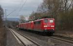Nachschuss auf einen Lokzug, der von 185 265-6 gezogen wurde und 185 204-5, 189 088-8, 185 124-5 sowie 151 140-1 am Haken hatte. Aufgenommen am 09.01.2014 in Wehretal-Reichensachsen.