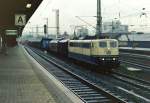 151 146 mit Gterzug Richtung Eichenberg am 25.09.1993 in Gttingen