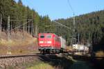151 058-5 DB Schenker schiebt einen Güterzug über die Frankenwaldrampe bei Steinbach am 03.11.2015.